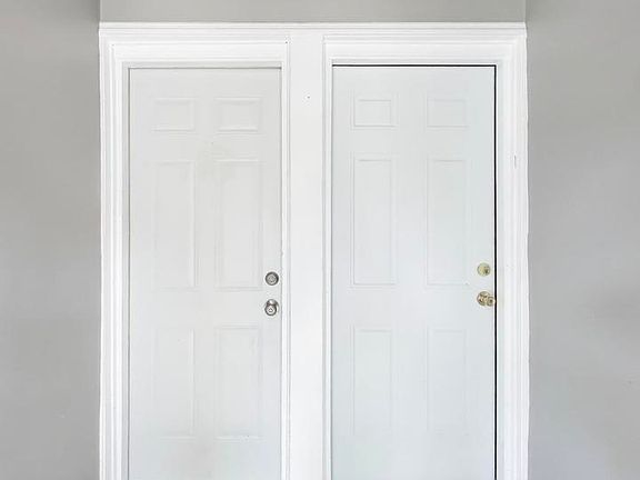 3rd image of 6524 S Eberhart Ave
