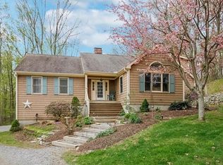 84 Hattertown Rd, Newtown, CT 06470