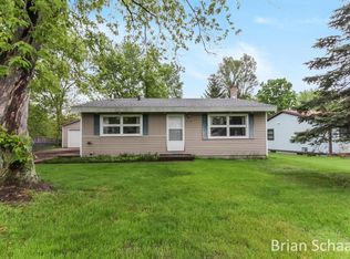 3718 Balsam Ave NE, Grand Rapids, MI 49525