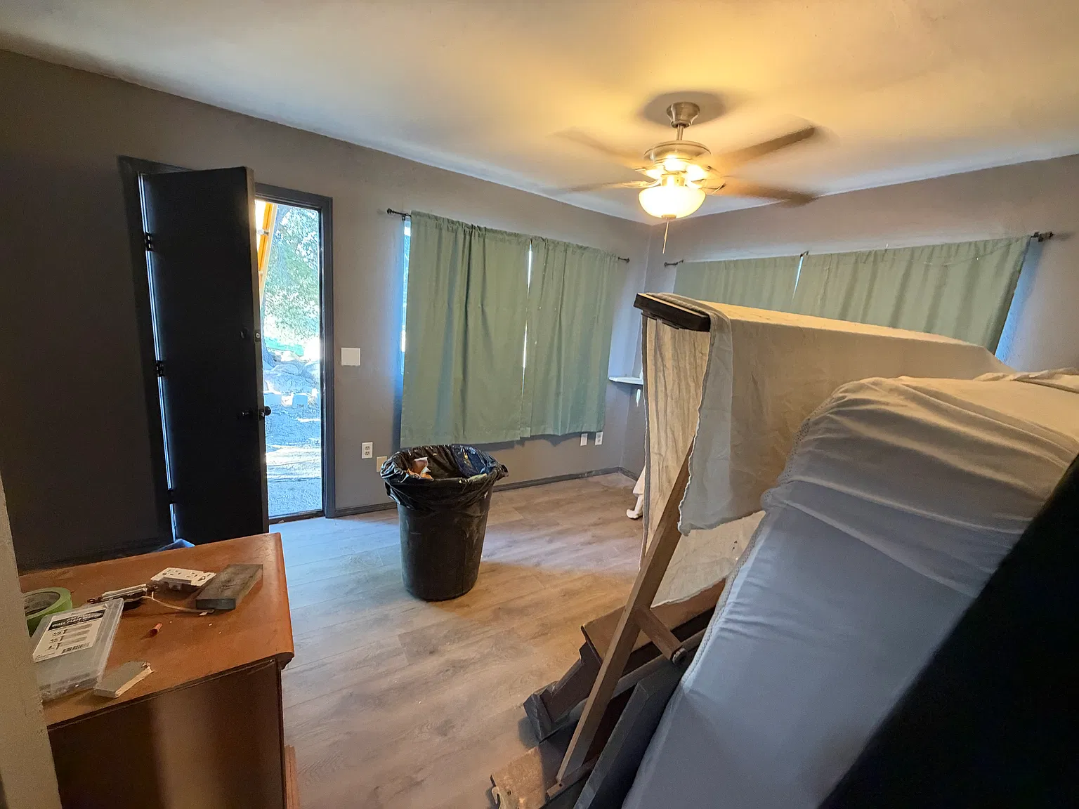 1 bed, 900 sqft, $1,600 — Photo 3