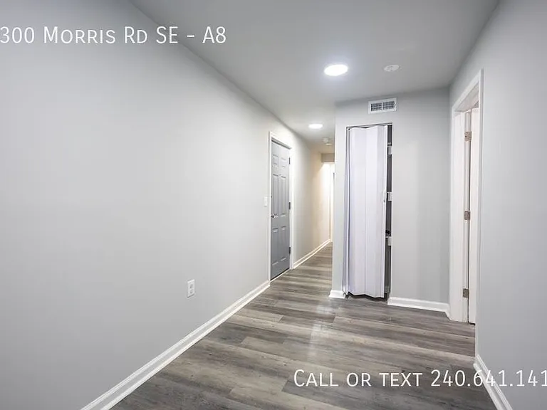 1300 Morris Rd SE #A8 — Photo 2