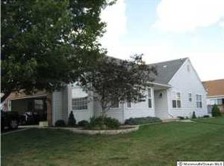 1 Normanton Way, Toms River, NJ 08757