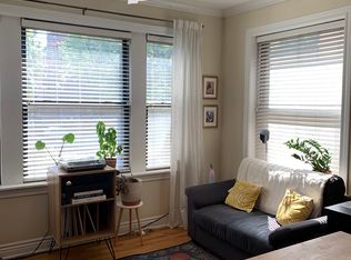 548 W Deming Pl APT 1, Chicago, IL 60614