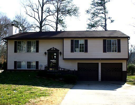 1st image of 1345 Parkmont Dr #B