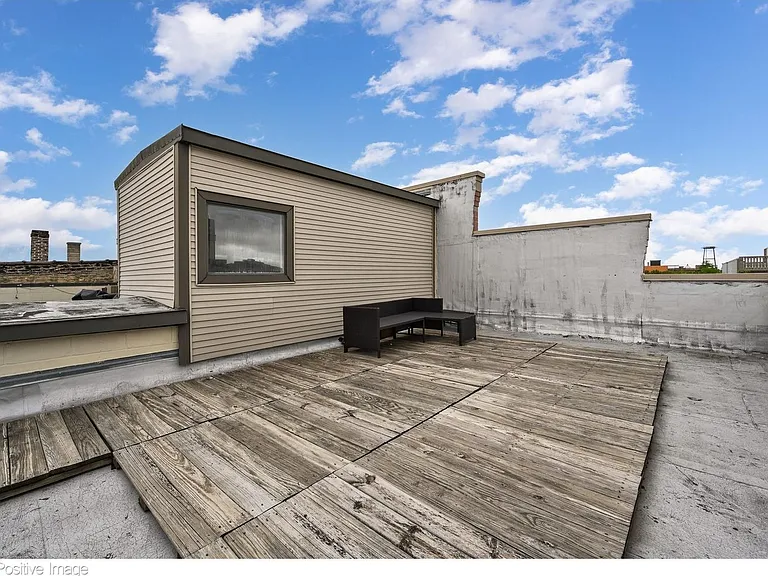 1751 W Division St #2E — Photo 21