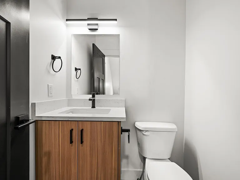 218 W Paxton Ave #5 — Photo 10