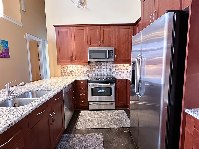 2608 Erwin Rd #403 — Photo 6