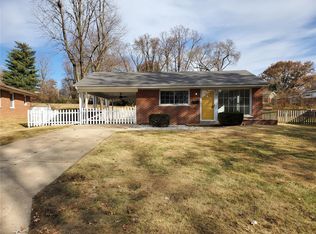 60 Saint Benedict Ln, Florissant, MO 63033