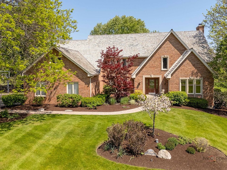 1st image of 3944 Lakeview Ct