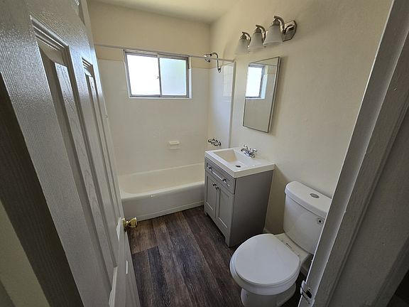5th image of 220 S Anza St APT G