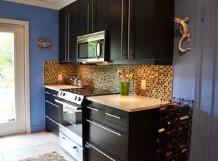 325 NE 25th St, Wilton Manors, FL 33305