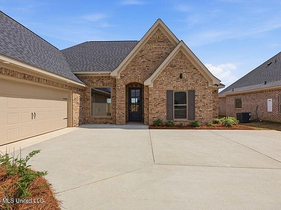 3rd image of 1114 Old Court Xing