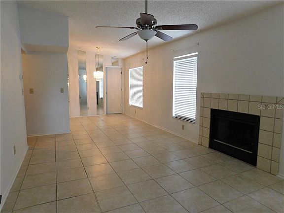 3rd image of 3017 Bonaventure Cir APT 201