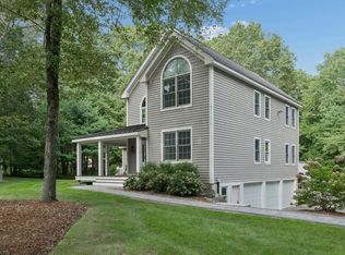 17 Panettieri Dr, Lakeville, MA 02347