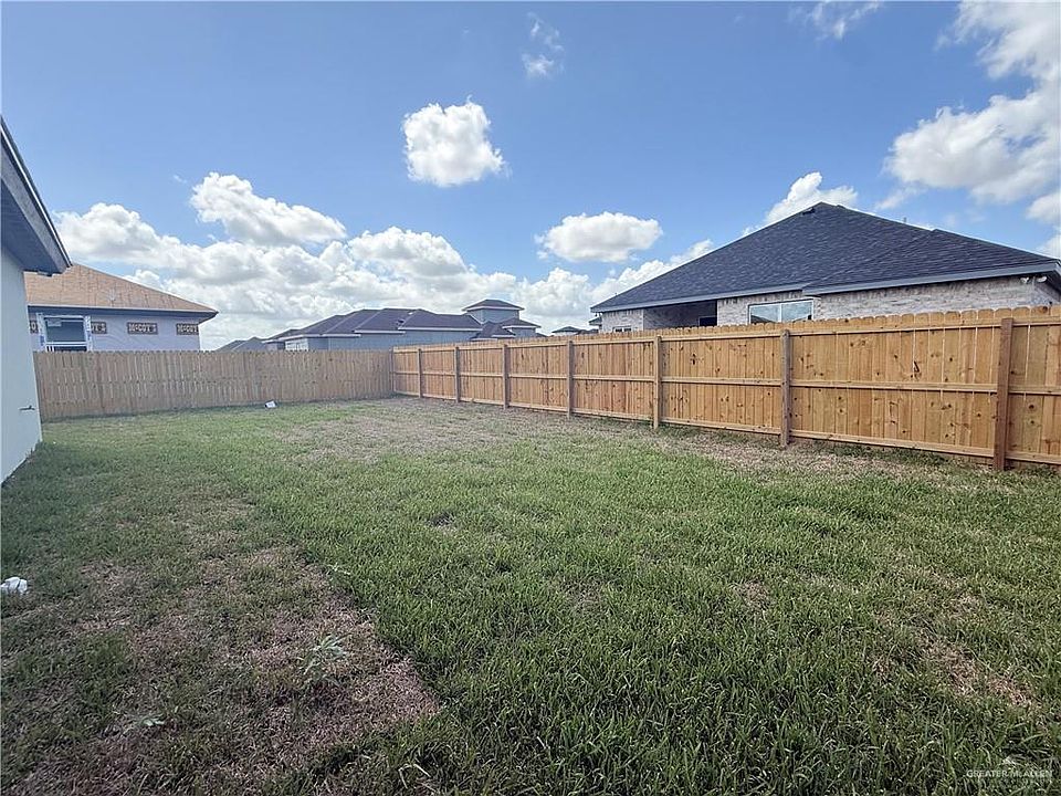 2nd image of 904 Dorado Dr