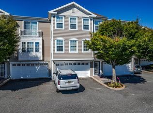 59 Dockside Dr, Somers Point, NJ 08244