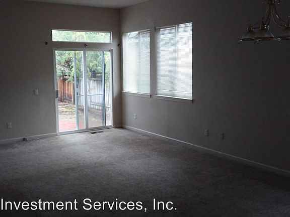 4th image of 7365 Grand Island Dr