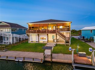 60 Magnolia St, Rockport, TX 78382