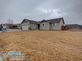 2211 Goosewing St, Bar Nunn, WY 82601