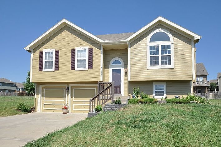 1st image of 10840 N Smalley Ct