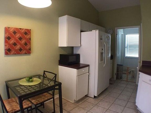 5th image of 12515 Loquat Way