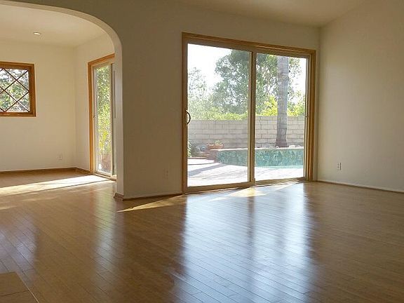 4th image of 2141 Basswood Ct
