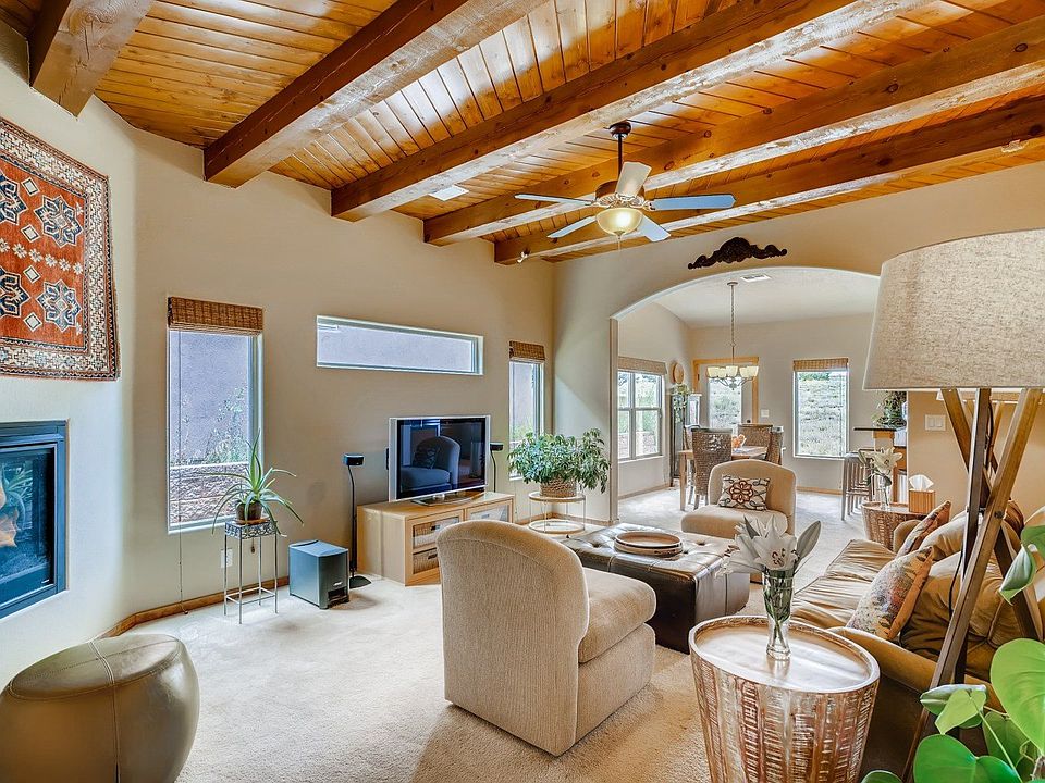 1st image of 31 Camino Sabanero