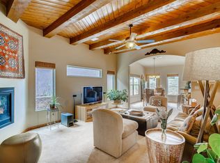 31 Camino Sabanero, Santa Fe, NM 87508