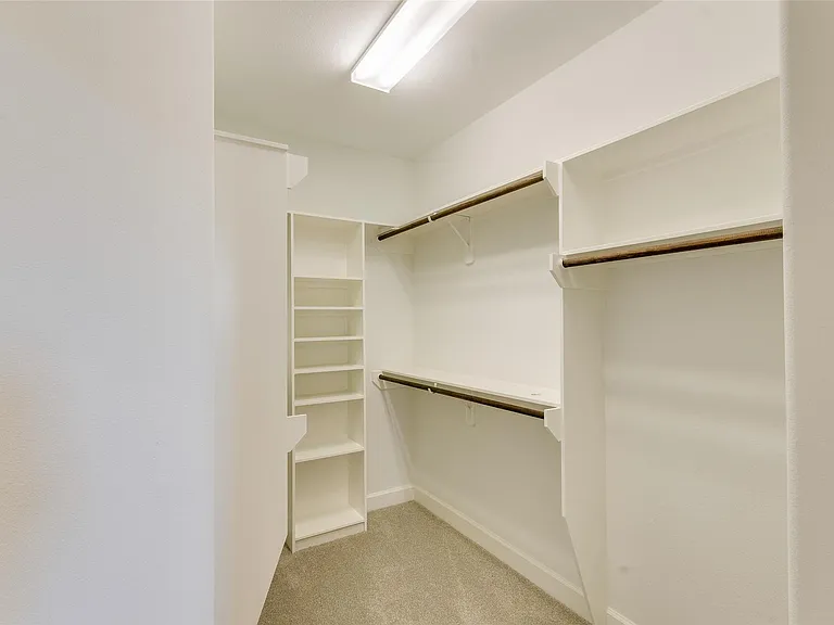 1815 Napa Creek Ln — Photo 31
