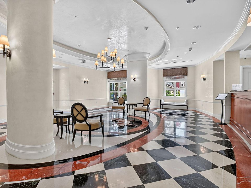 1st image of 403 S Sapodilla Avenue #706