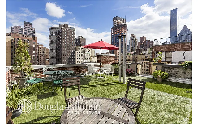 Sold by Douglas Elliman | media 8