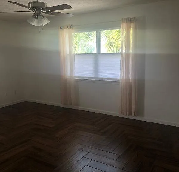 8001 S Lagoon Dr — Photo 6