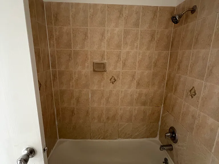 160-09 Hillside Ave #3 — Photo 12