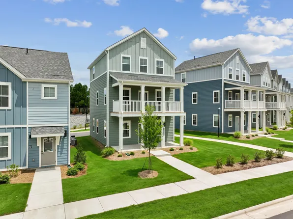 Hamlet Huntersville - Homes & Townhomes for Rent
