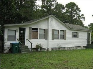 170 24th Ave, Apalachicola, FL 32320