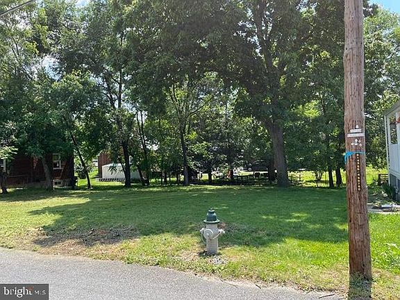 4th image of 5513 Fisher Dr