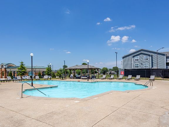 4th image of 720 Patton Way #1007