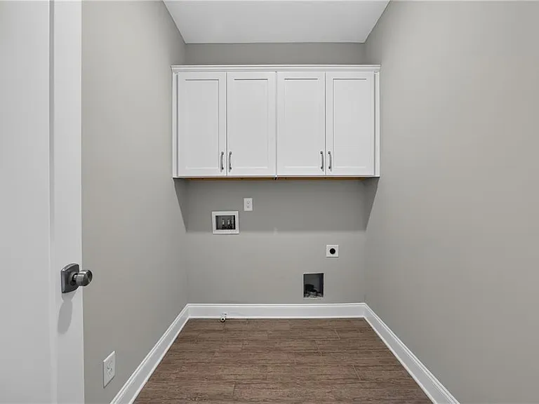 124 W Wieuca Rd NE — Photo 20