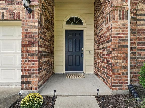 5th image of 2402 Blue Reef Dr