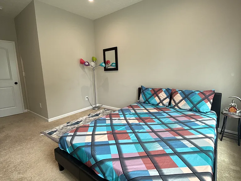 9398 Dewitt Dr — Photo 13