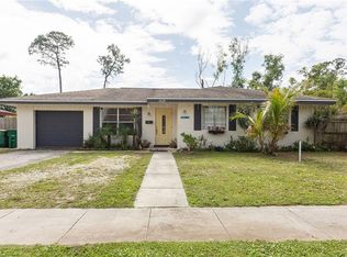 2628 Ponce De Leon Dr, Naples, FL 34105