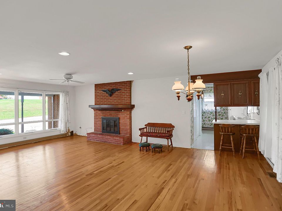 3327 Trinity Rd, Harrisburg, PA 17109 | Zillow