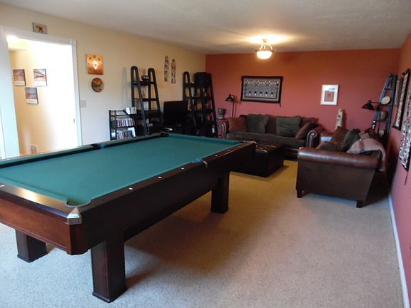 Basement game room