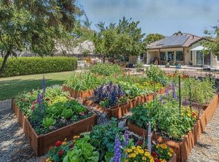 8875 N Woodrow Ave, Fresno, CA 93720