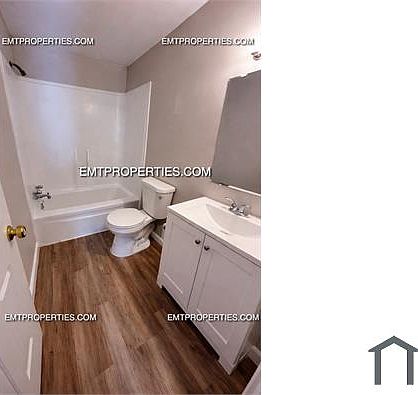 3rd image of 2523 Crehore St