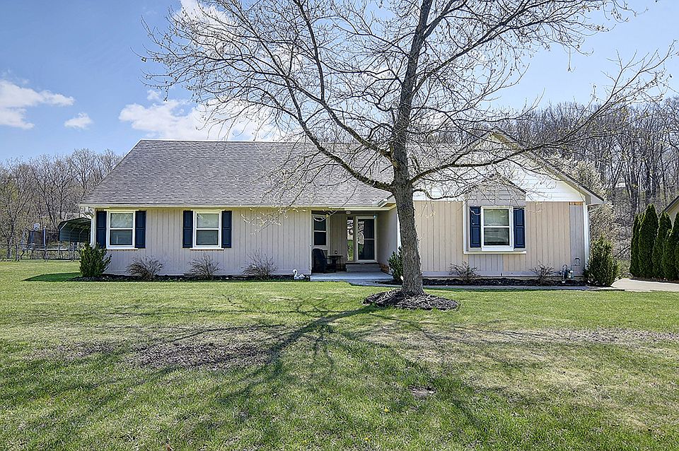 1st image of 2130 Vemco Dr