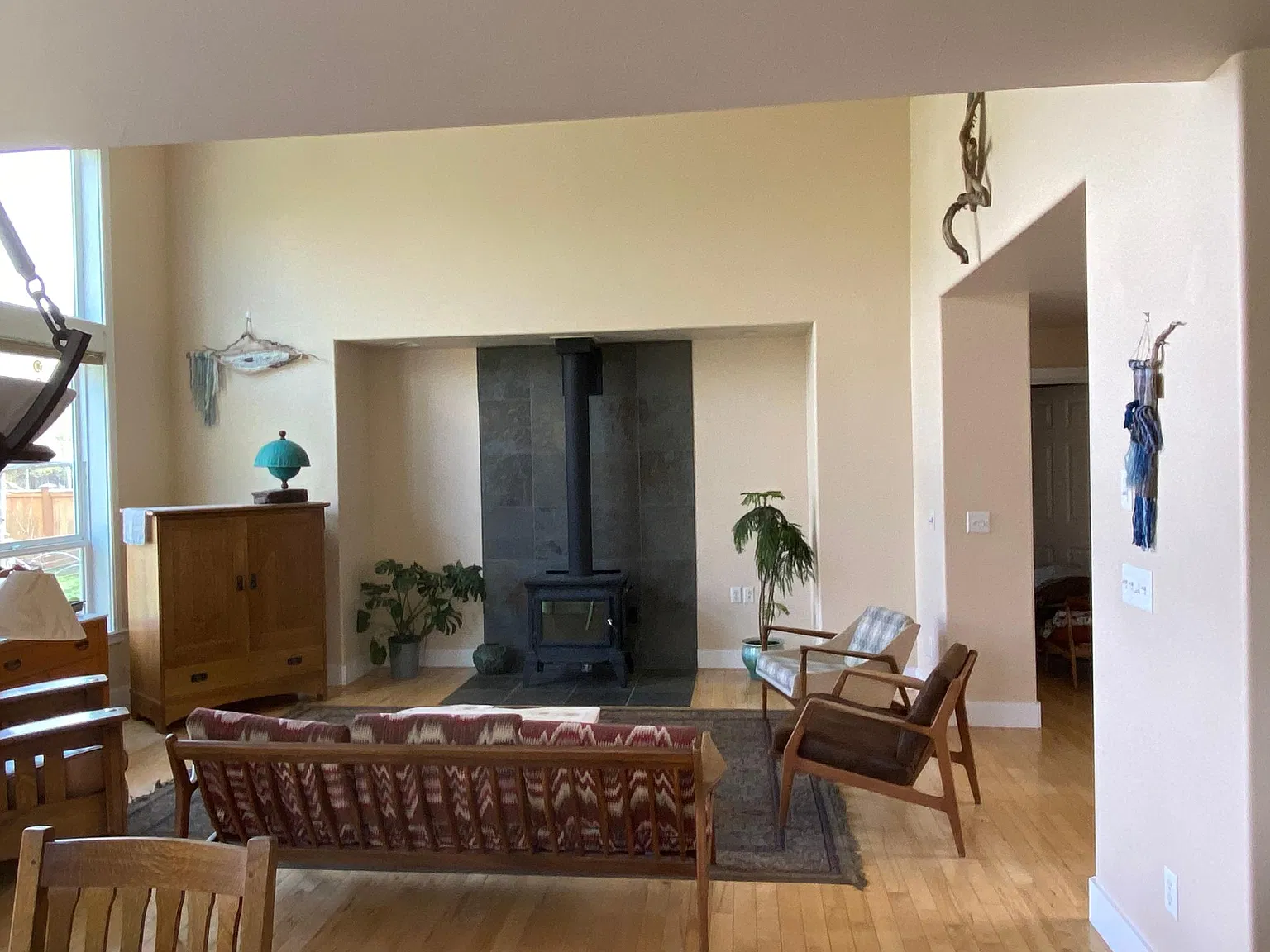 3 bed, 2.5 bath, 1950 sqft, $3,300 — Photo 3