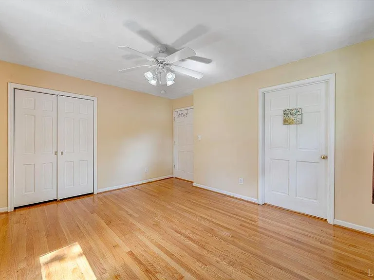 405 Oakland Cir — Photo 13