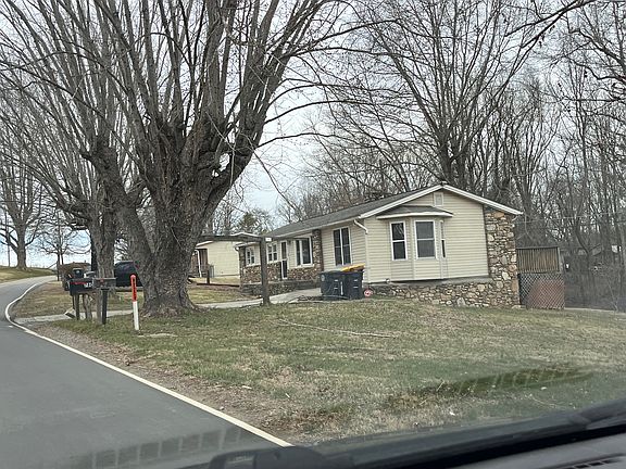 Bay window off living room