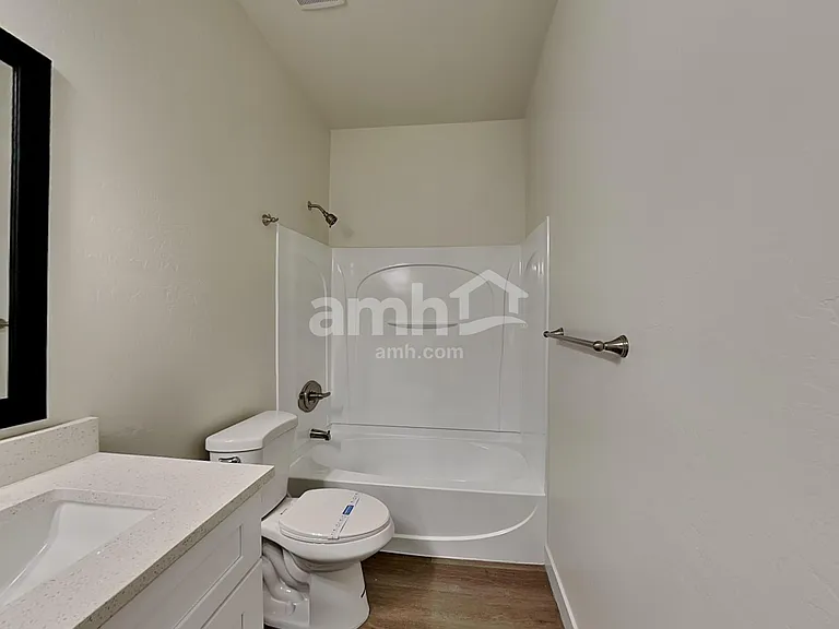 8854 W Northview Ave — Photo 15